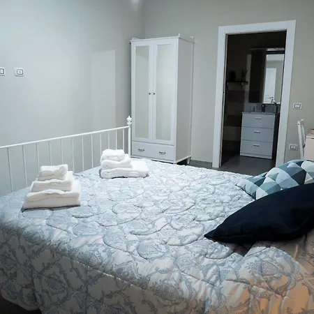 Bed & Breakfast Sa Domu Stravanara